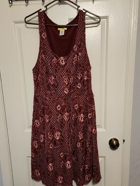 Women's Floral Lace-Overlay Tank Dress - Burgundy
